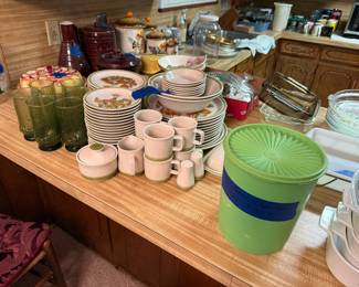 Tupperware and vintage Japan meadowbrook stoneware