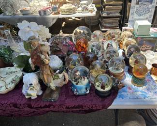SnowGlobes