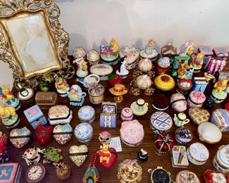 Trinket boxes