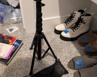 UBeesize Cellphone Tripod