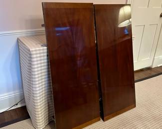Double Pedestal Dining Table with Two Leaves and Table Protector