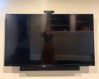 Peloton Guide, Samsung TV, Sound Bar