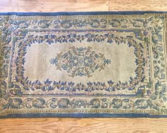 Blue Floral Entry Rug w Center Medallion