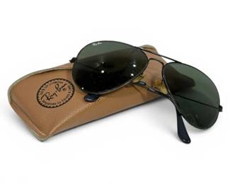 Mens RayBan Aviator Sunglasses w Case
