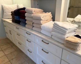 Luxury Linens by Scandia Down, Frontgate and more - bath, hand and wash cloths