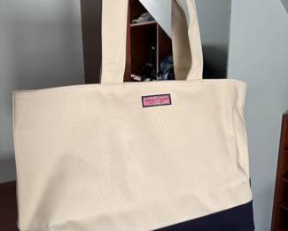 Vineyard Vines tote bag