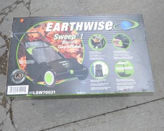 Lot 191. NIB Earthwise lawn sweeper