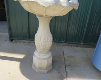 Lot 276. Concrete bird bath
