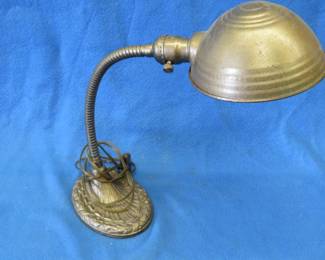 Lot 156. Vintage metal desk lamp. Works