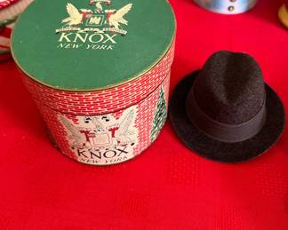 Knox Miniature Hat