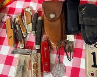 Vintage Pocket Knives, Swiss Army Knives & Hunting Accessories