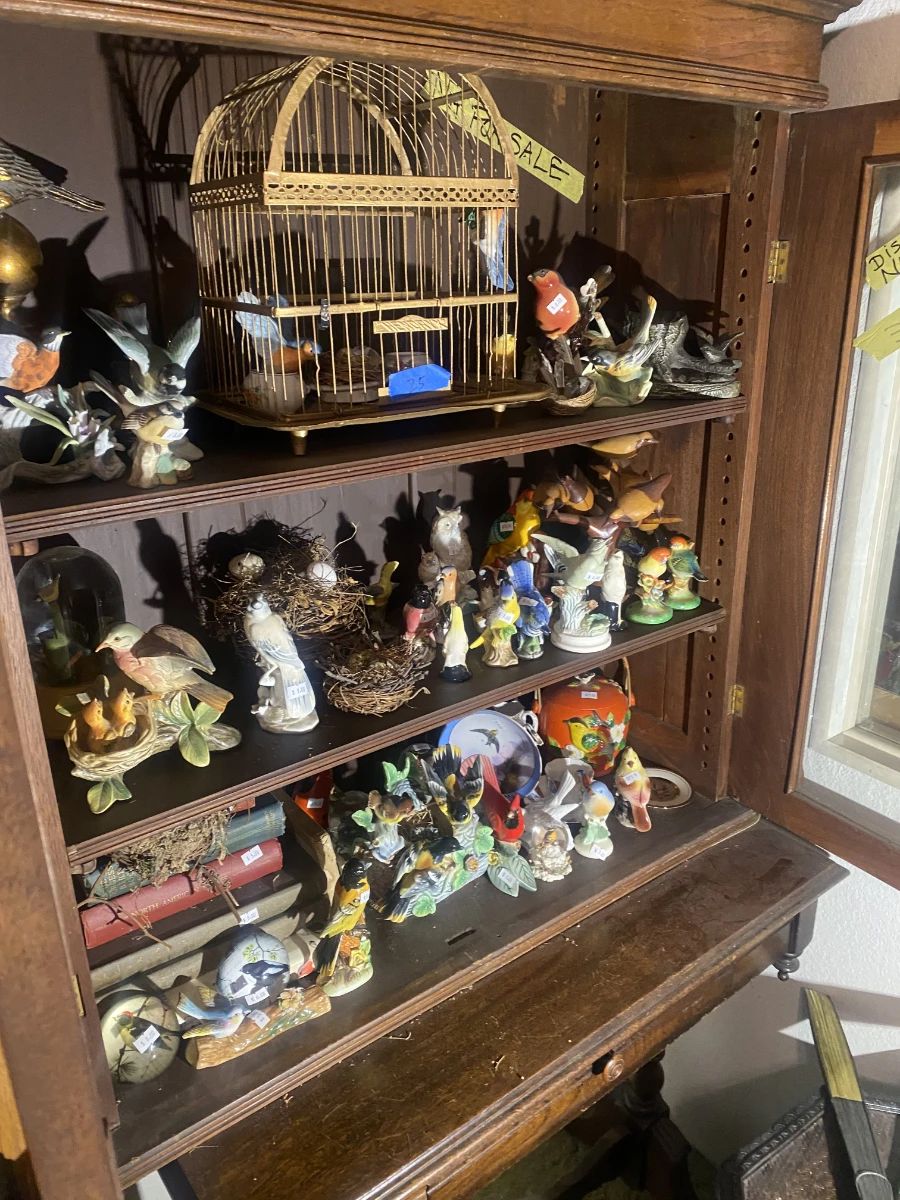 Ceramic collectible birds