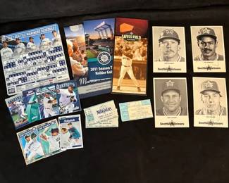 Phil Bradley Bob Kearney Matt Young And Mike Moore Autographed Postcards