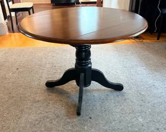 20 TwoToneDropLeafRoundDiningTable
