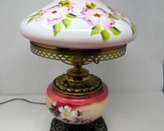 42 VintageGWTWHurricaneParlorLamp