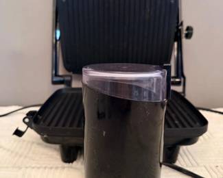 91 KrupsCoffeeBeanGrinderHamiltonBeachPaniniPress
