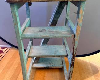 116 RusticPrimitiveTable