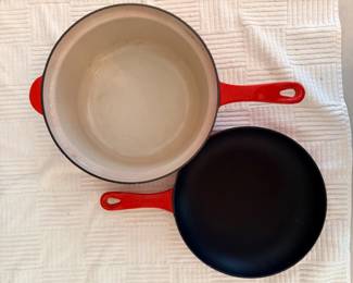 103 2PieceLeCreusetTraditionalRoundMultifunctionPanSet