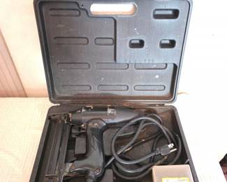 213 SearsCraftsmanIndustrialElectricBradNailerInMoldedCase