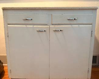 161 Rustic2Door2DrawerWorkshopCabinet