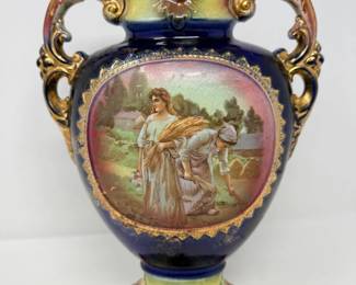 31 AntiqueRoyalViennaArtPotteryDoubleHandleVase