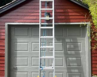 255 Werner24ftAluminumExtensionLadder