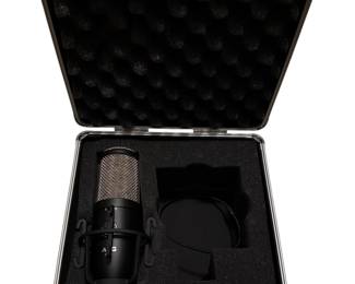 AKG P420 MICROPHONE 
