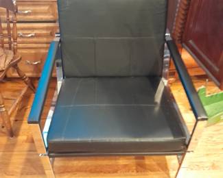 Nice modern chair $85