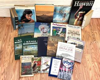 BKB067 - Hawaiian And South Pacific Coffee Table Books