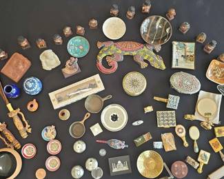 BKB046 - Large Collection Of Collectibles