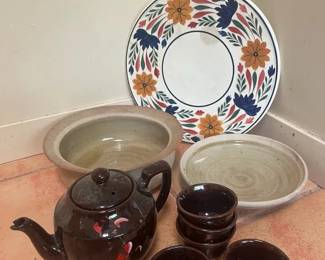 BKB057 - Traditional European Ceramic Ware