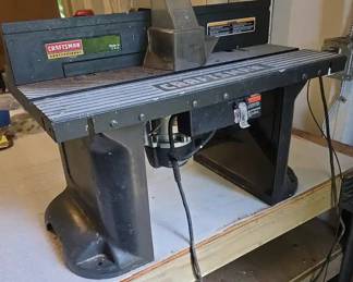 BKB089 - Craftsman Router Table and Router