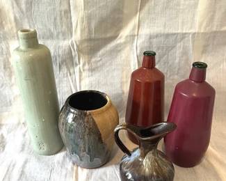 BKB031 - Retro Pottery & Glass