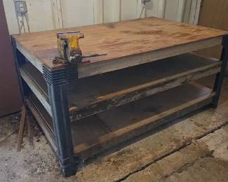 BKB083 - Work Bench with Vice