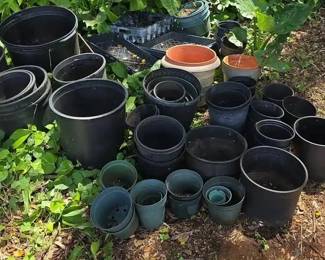 BKB124 - Plastic Planter Pots