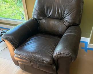 BKB175 - Leather Recliner
