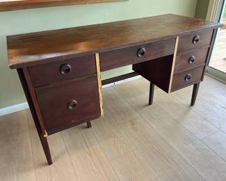 BKB006 - Solid Wood Desk