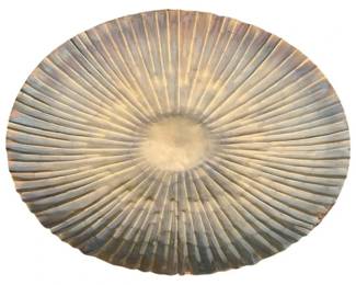 916 - Metal Wall Decor 26.5"