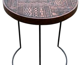 903 - Wood Carved Top Accent Table 20 x 23.5 (Description): Separation on leg joint