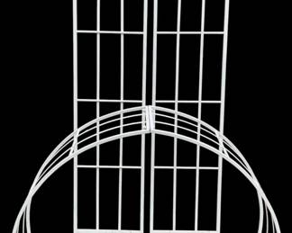 976 - Metal Garden Arbor, need screws to assemble (Description): 83 x 48 x 12.5