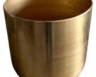 938 - Brass Tone Planter 9 x 9