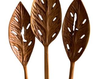 942 - Wood Leaf Decor 30 x 18.5 x 3.5