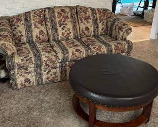 Nice couch and round coffee table