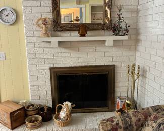 Ornate mirror, Stars and Bars fairy light