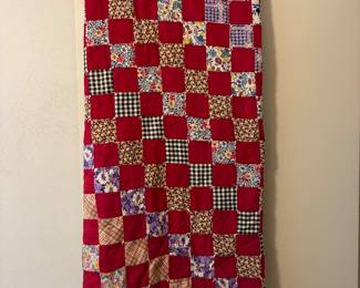 Nice vintage tied quilt