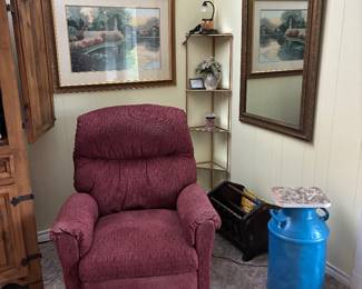 Power lift recliner
