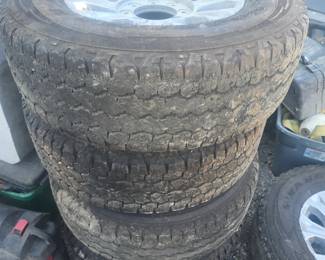 Truck tires
