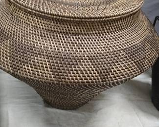 Decorative basket