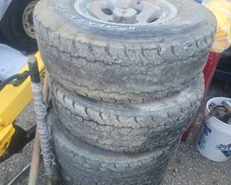 Truck tires