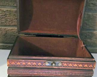 Wooden box